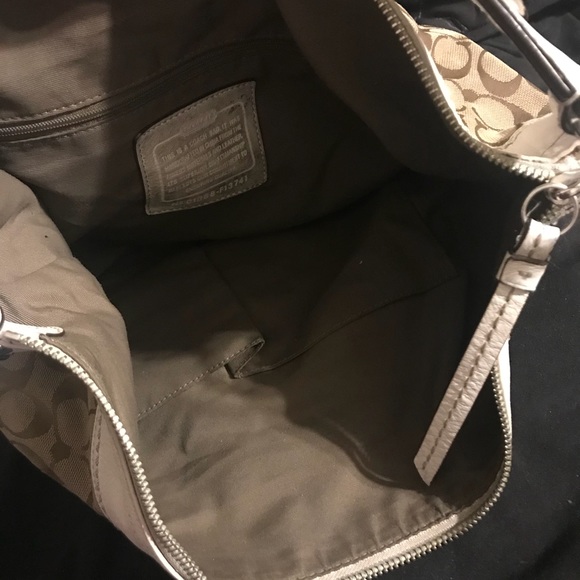 Coach purse-gently used - Picture 2 of 3
